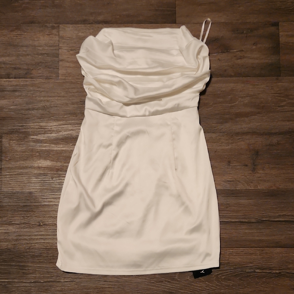 NWT Shein (SheinSxy) Strapless Mini Dress - Size Small